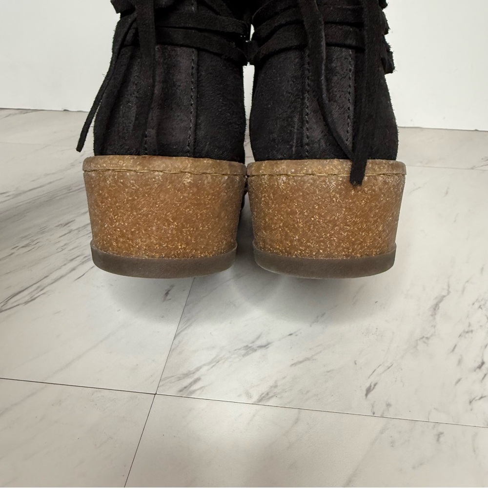 New! Born Viana Black Distressed Wedge Bootie 9 1/2 - Picture 4 of 14